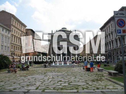 Italien Friaul Triest Am Canal Grande 007.JPG